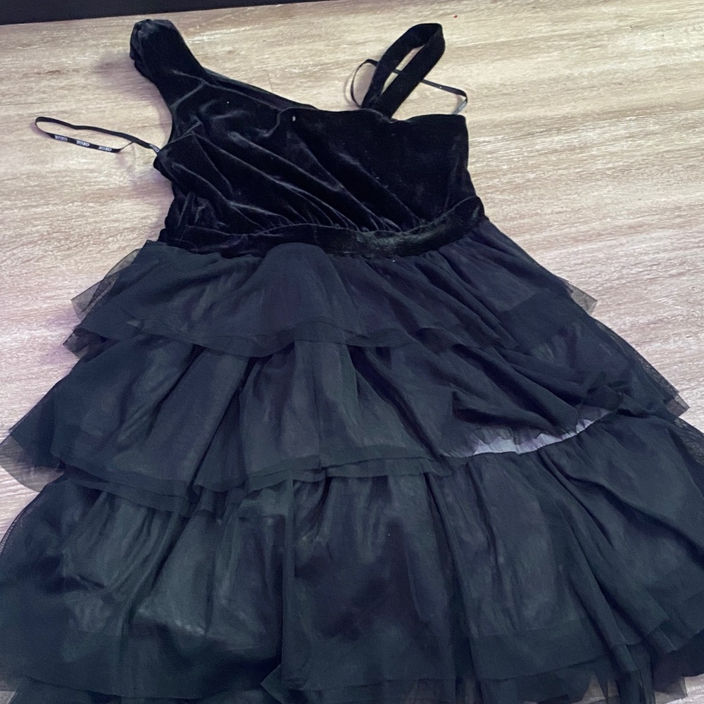 XOXO Y2K One Shoulder Black Velvet Dress